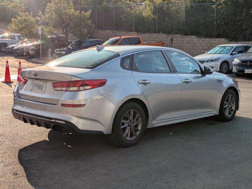 2020 Kia Optima LX