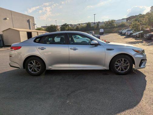 2020 Kia Optima LX