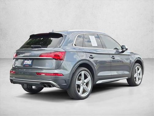 Daytona Gray Pearl Effect 2022 Audi SQ5 3.0T Premium