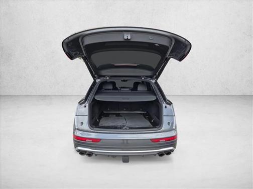 Daytona Gray Pearl Effect 2022 Audi SQ5 3.0T Premium
