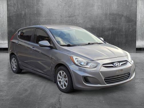 2013 Hyundai Accent GS