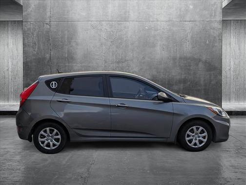 2013 Hyundai Accent GS
