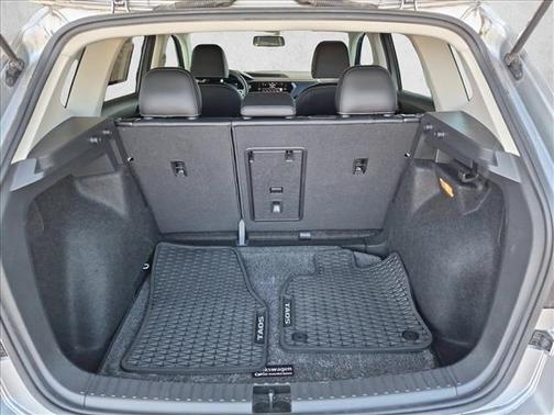 Pyrite Silver Metallic 2022 Volkswagen Taos 1.5T SE