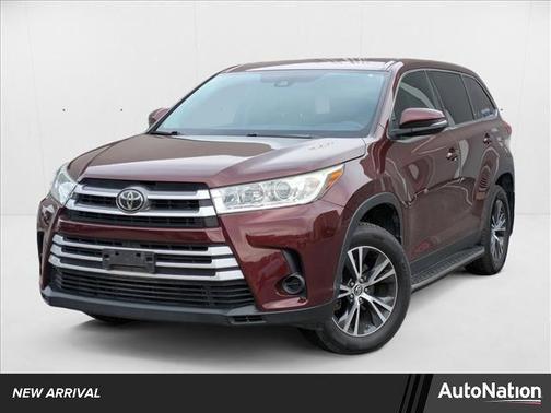 2019 Toyota Highlander LE