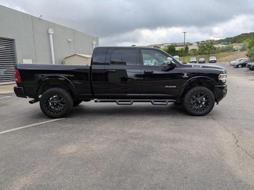 2020 RAM 2500 Laramie Mega Cab 4X4 6'4' Box
