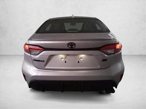 Classic Silver Metallic 2026 Toyota Corolla SE