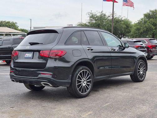 Silver/Gray 2021 Mercedes-Benz GLC 300 Base