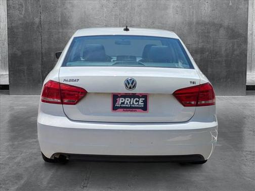 2015 Volkswagen Passat 1.8T Limited Edition