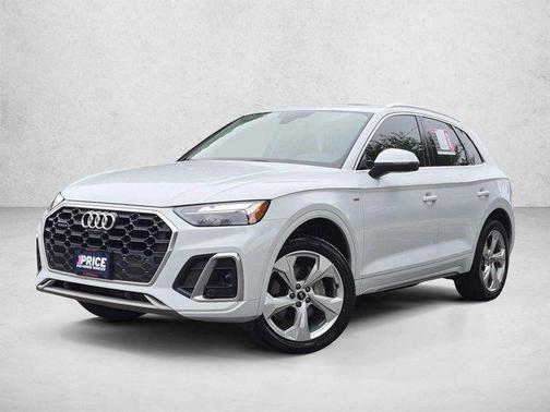 Glacier White Metallic 2023 Audi Q5 45 S line Premium Plus