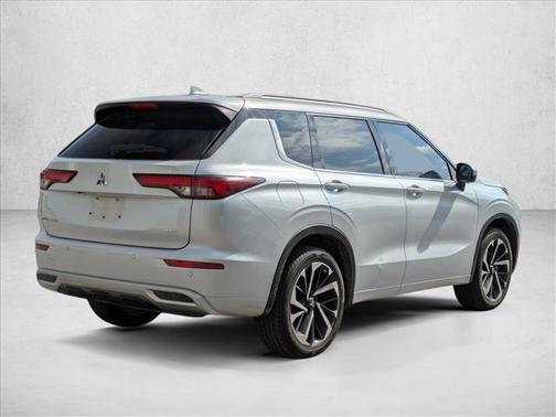 2023 Mitsubishi Outlander SEL 2.5 2WD