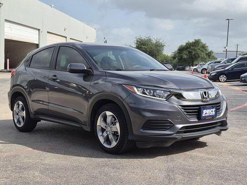 Modern Steel Metallic 2019 Honda HR-V LX