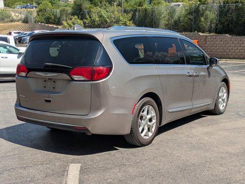 2018 Chrysler Pacifica Touring-L Plus