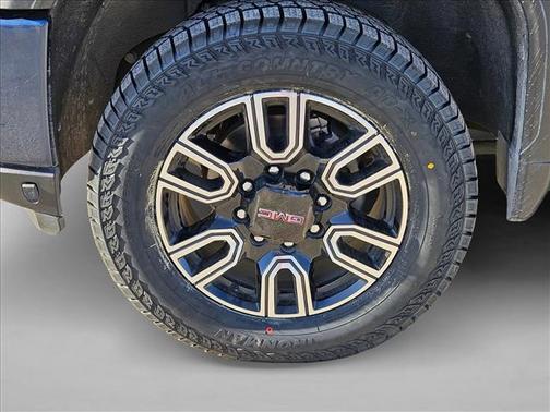 2022 GMC Sierra 2500 AT4