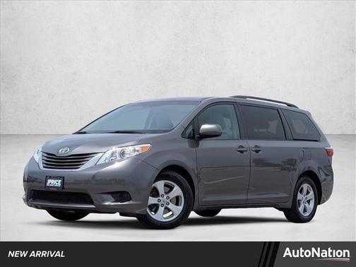 Predawn Gray Mica 2017 Toyota Sienna LE