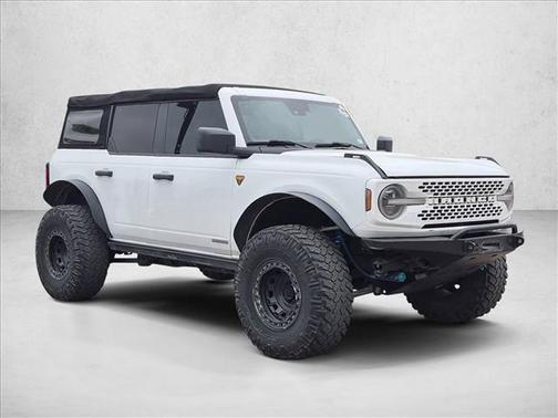 Oxford White 2022 Ford Bronco Badlands