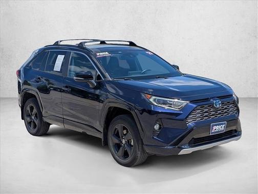 2021 Toyota RAV4 Hybrid SE