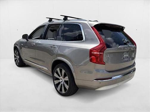 2022 Volvo XC90 T6 Inscription
