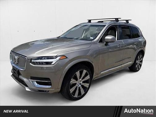 2022 Volvo XC90 T6 Inscription