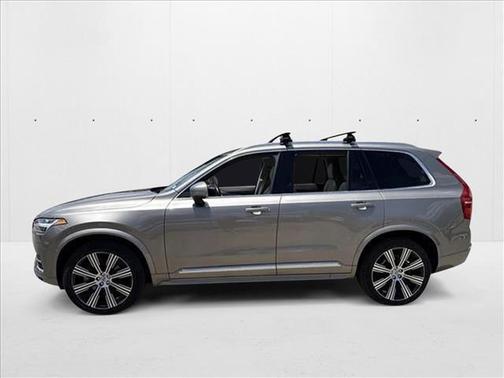 2022 Volvo XC90 T6 Inscription