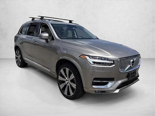 2022 Volvo XC90 T6 Inscription