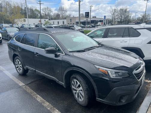 Crystal Black Silica 2022 Subaru Outback Premium