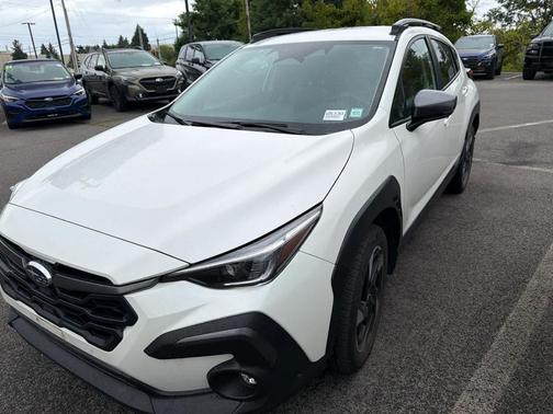 Crystal White Pearl 2024 Subaru Crosstrek Limited