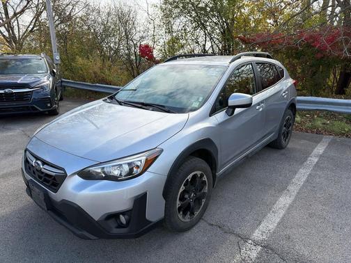 Ice Silver Metallic 2021 Subaru Crosstrek Premium