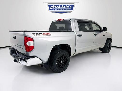 2018 Toyota Tundra SR5