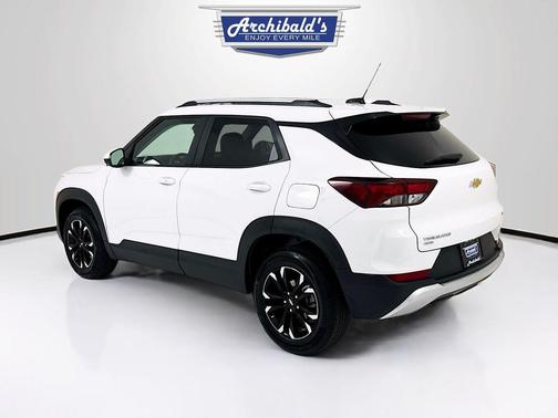Summit White 2023 Chevrolet Trailblazer LT