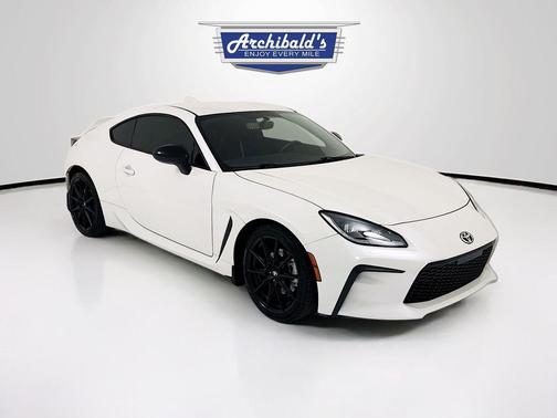 Halo 2023 Toyota GR86 Premium