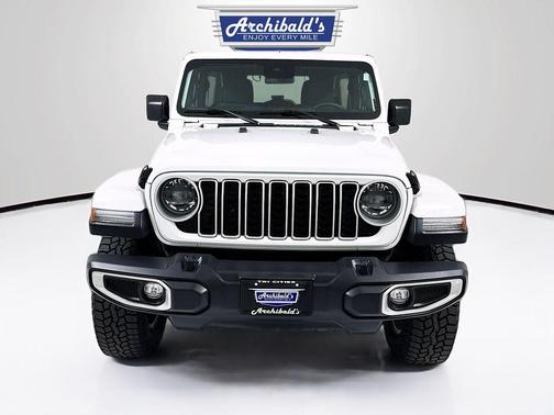 2024 Jeep Wrangler 4-Door Sahara 4x4