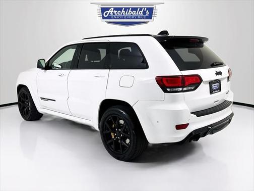 2021 Jeep Grand Cherokee Trackhawk
