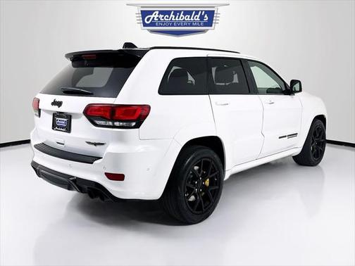 2021 Jeep Grand Cherokee Trackhawk
