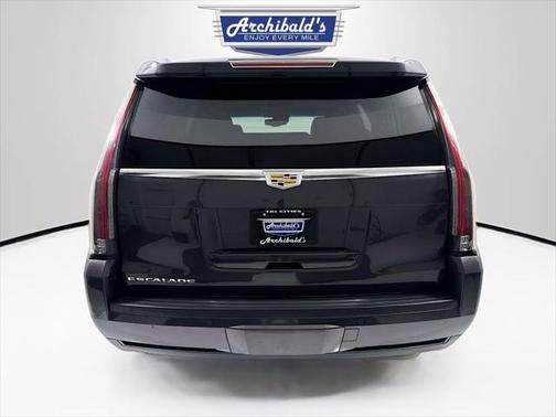 2016 Cadillac Escalade Premium