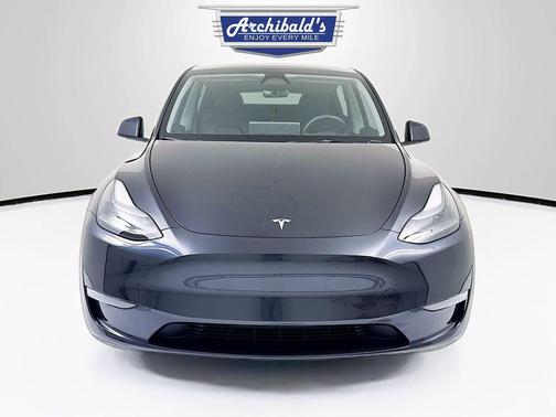 2024 Tesla Model Y Long Range Dual Motor All-Wheel Drive
