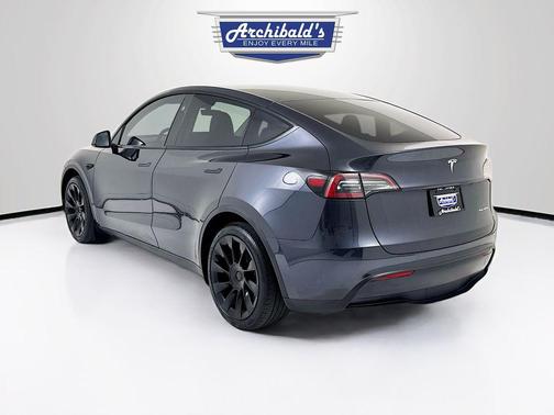 2024 Tesla Model Y Long Range Dual Motor All-Wheel Drive