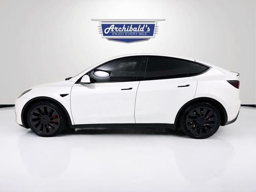 2022 Tesla Model Y Performance Dual Motor All-Wheel Drive