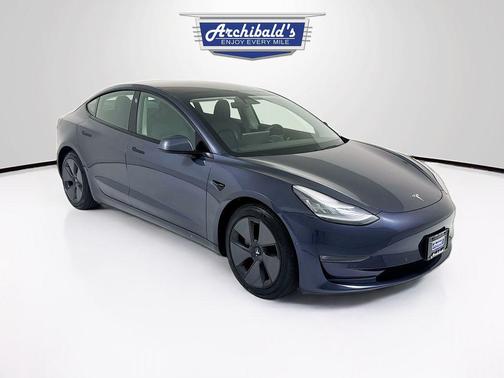 Midnight Silver Metallic 2021 Tesla Model 3 Long Range