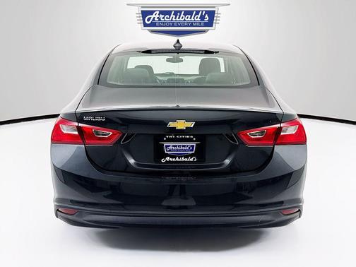 2017 Chevrolet Malibu 1LS