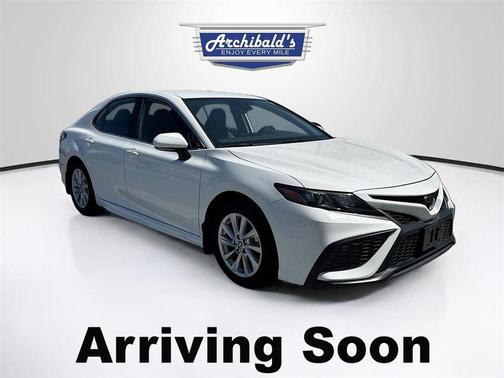 Ice Cap 2024 Toyota Camry SE
