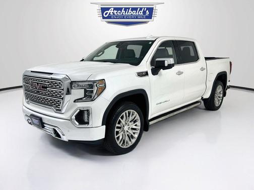 White Frost Tricoat 2019 GMC Sierra 1500 Denali