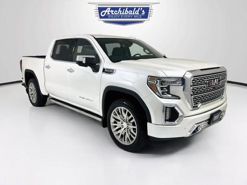 White Frost Tricoat 2019 GMC Sierra 1500 Denali