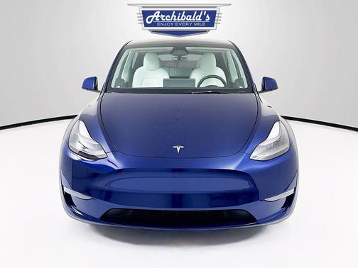 2024 Tesla Model Y Long Range Dual Motor All-Wheel Drive
