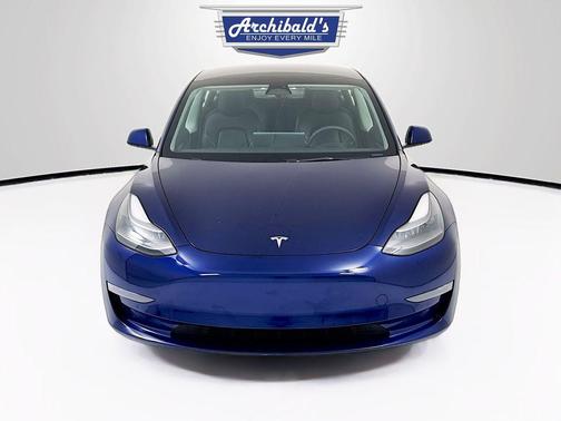 Deep Blue Metallic 2022 Tesla Model 3 Long Range