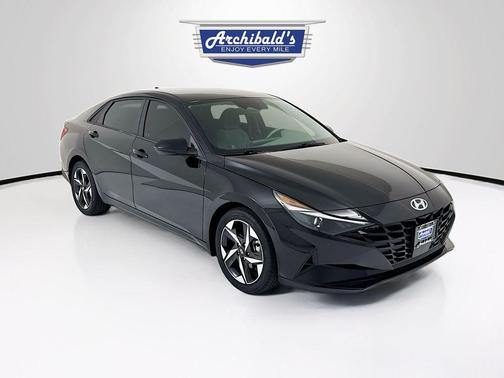 Phantom Black 2023 Hyundai ELANTRA SEL
