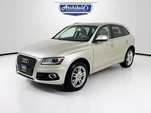 Cuvee Silver Metallic 2014 Audi Q5 2.0T Premium Plus