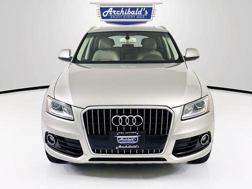 Cuvee Silver Metallic 2014 Audi Q5 2.0T Premium Plus
