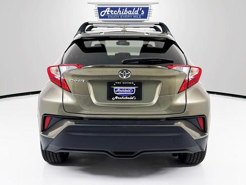 2021 Toyota C-HR XLE