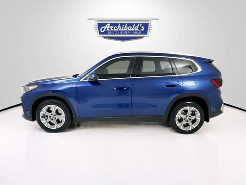 Phytonic Blue Metallic 2023 BMW X1 xDrive28i