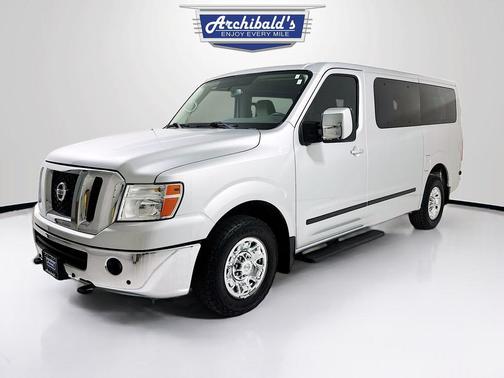 2018 Nissan NV Passenger NV3500 HD SL V8
